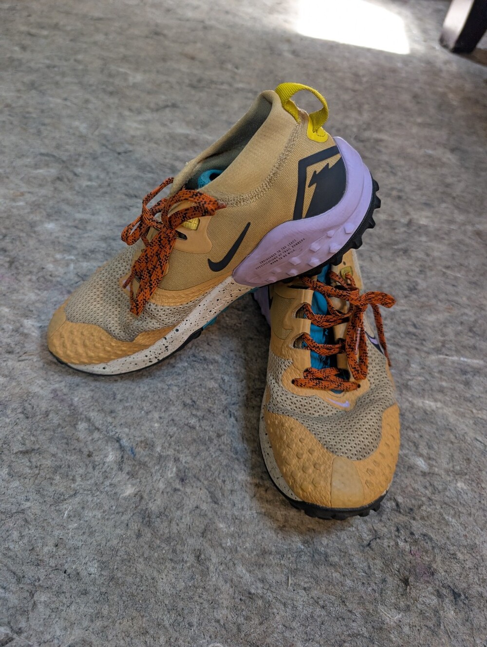 Nike Women's Trail Wildhorse 7 Wheat Trail Running Shoes Size 8.5